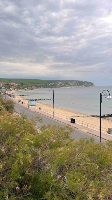 Swanage Bay Coastal Apartment Buitenkant foto